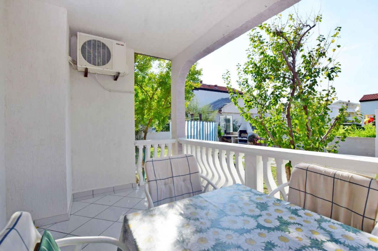 Apartments Keti Nin Exterior photo